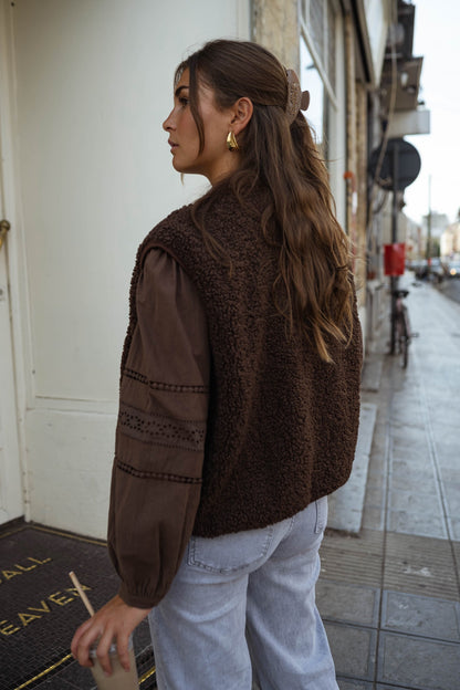 Brown Taoh Vest