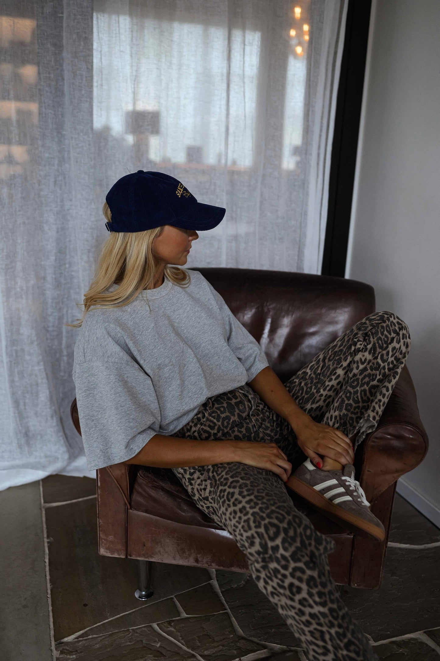 Grey Flo T-shirt